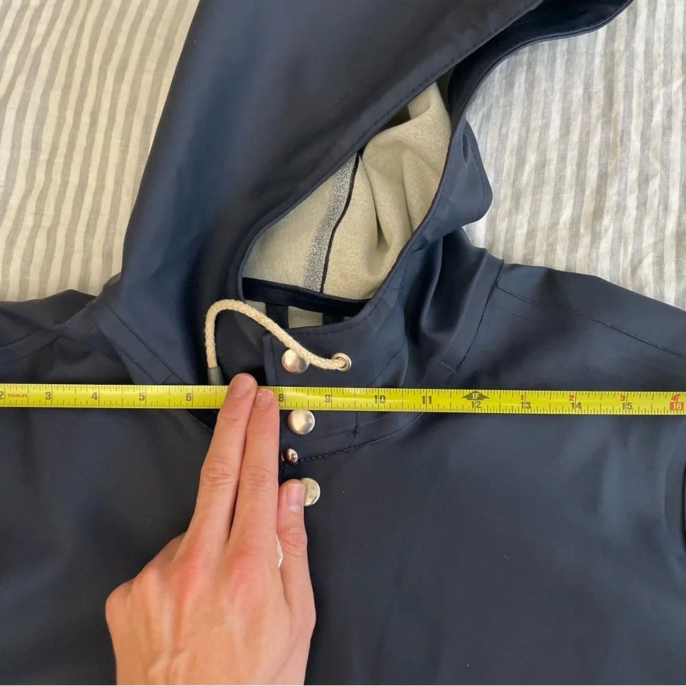 Stutterheim Stockholm Men's Navy raincoat - Picture 4 of 11